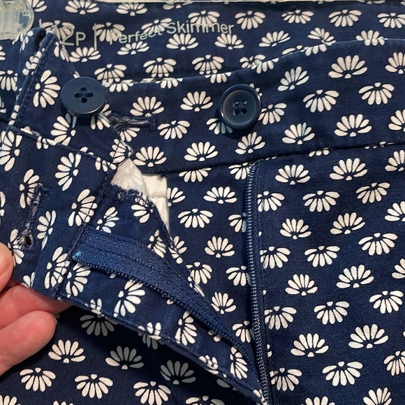 Talbots 12p perfect skimmer capris - Picture 11 of 11